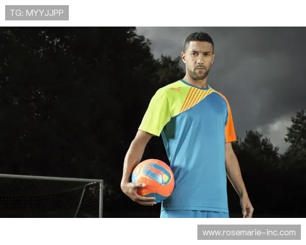 凯发足球官网下载手机版提供丰富的足球赛事资讯和实时比分，助你把握每一个精彩瞬间